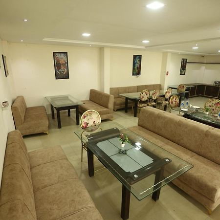24 Hotel & Resort Agra  Esterno foto