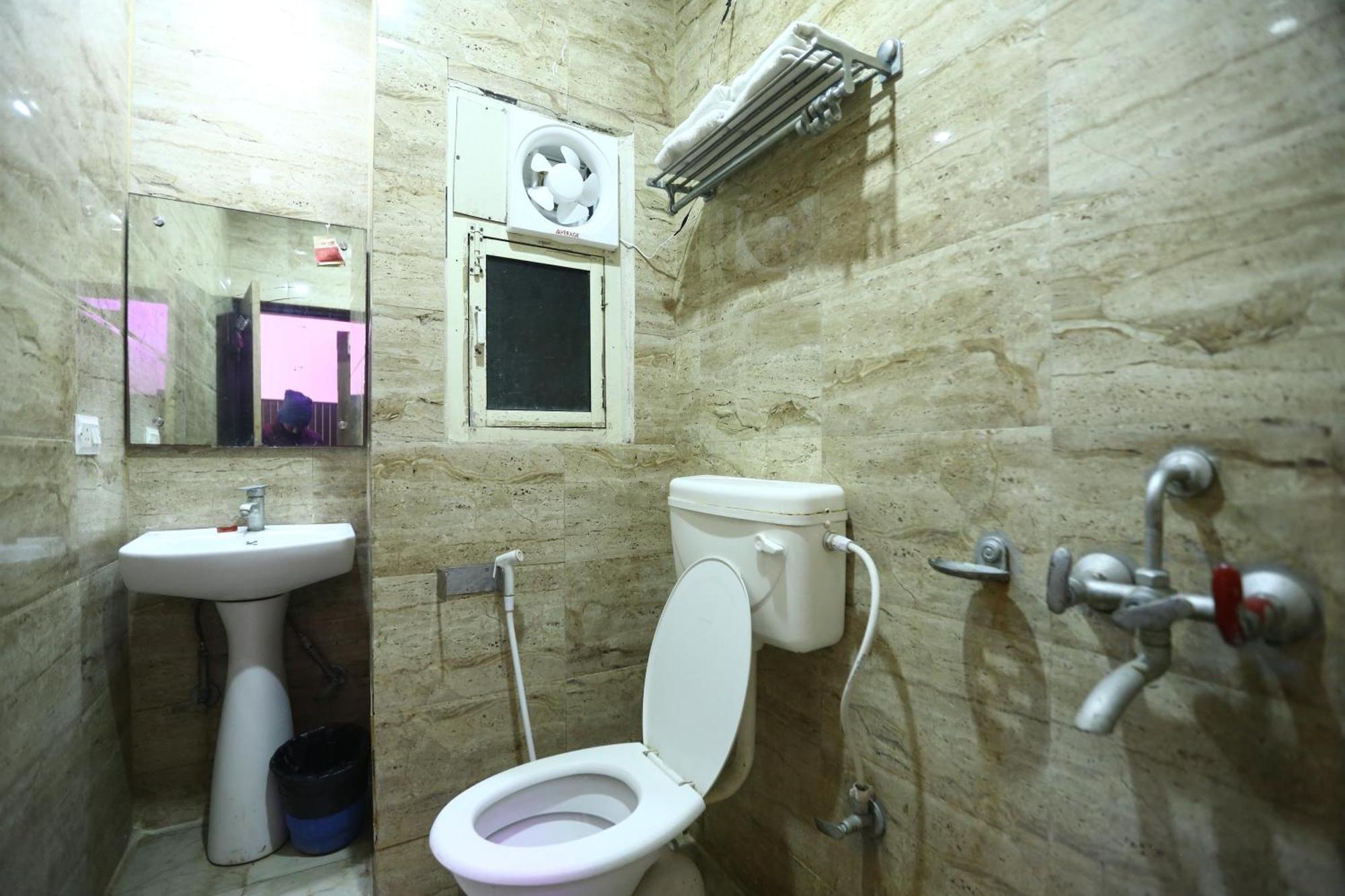 24 Hotel & Resort Agra  Esterno foto