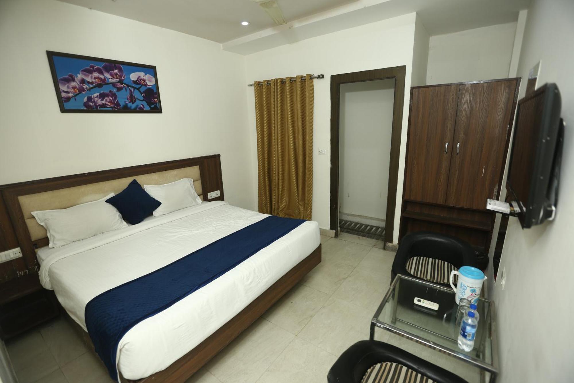 24 Hotel & Resort Agra  Esterno foto