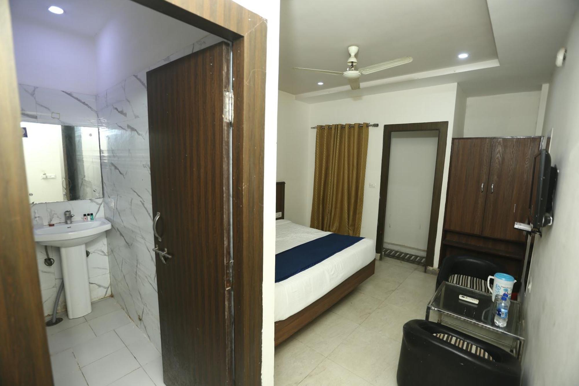 24 Hotel & Resort Agra  Esterno foto