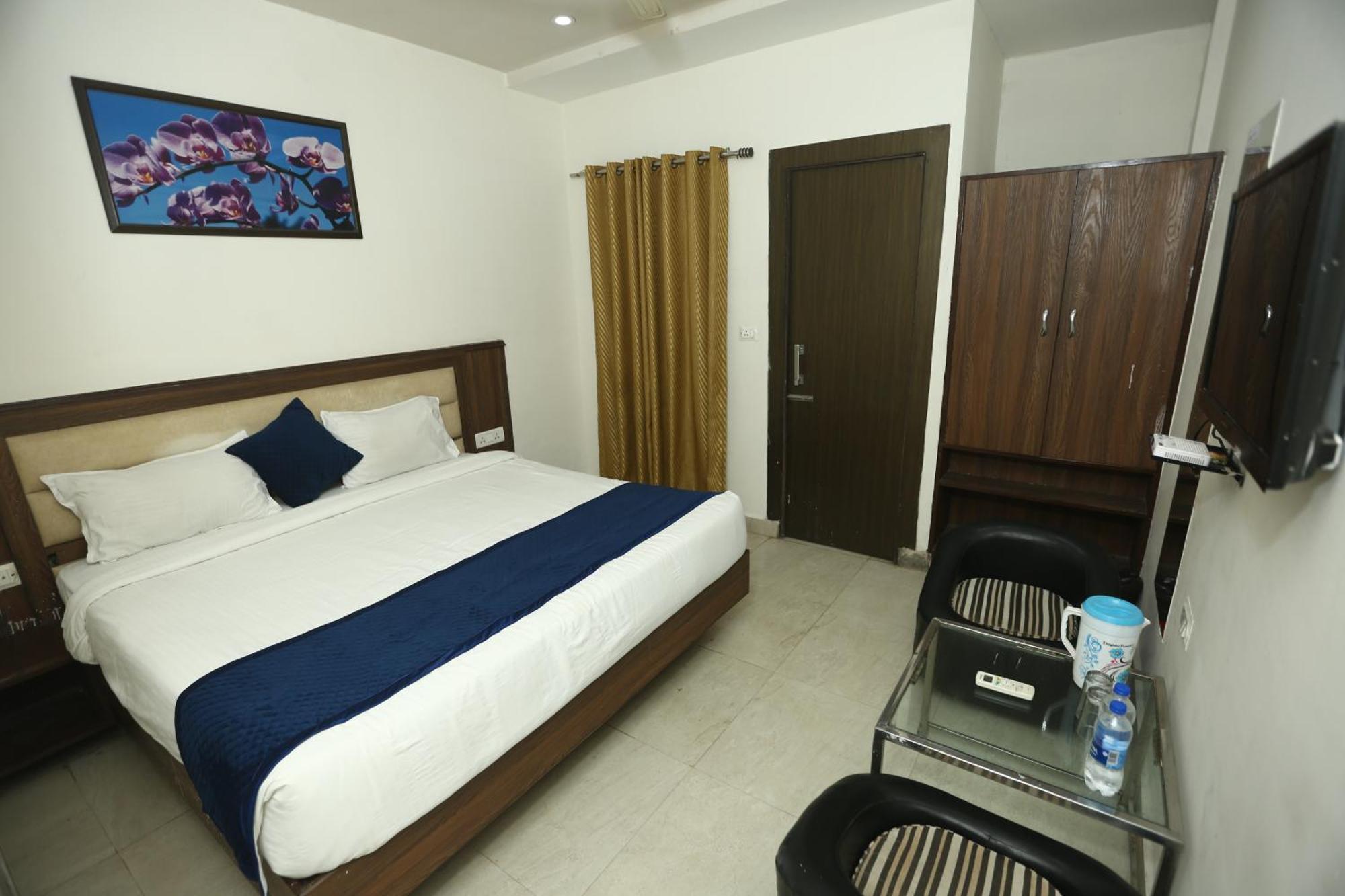 24 Hotel & Resort Agra  Esterno foto